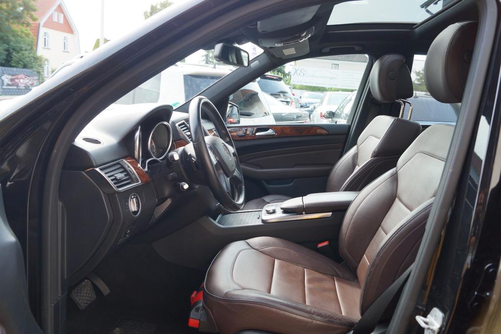 Mercedes-Benz ML 500