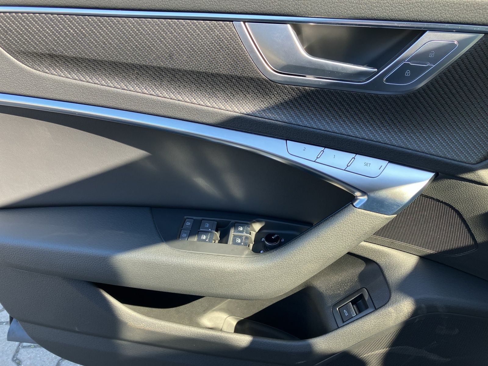 Fahrzeugabbildung Audi S6 Avant 3.0 TDI quattro Matrix Luft RFK Navi AV