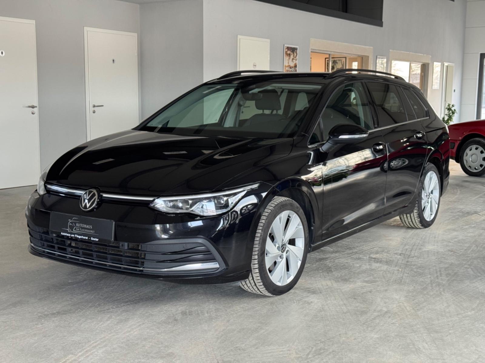 Volkswagen Golf VIII Variant 2.0 TDI Style LED/ACC/AHK/SHZ