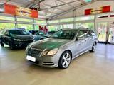 Mercedes-Benz E200CDI Automatik Top Zustand - Mercedes-Benz E 200 in Bochum
