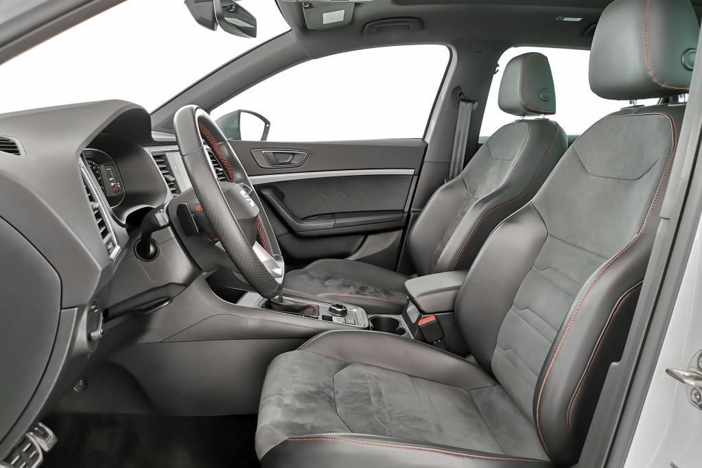 SEAT Ateca FR-Line 4Drive 2.0 TSI DSG AHK*Pano*RFK*PD