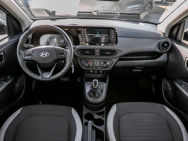 Hyundai i10 1.0 Trend Autom. Kamera Navi Spurhalteassi.