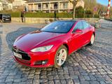 Tesla Model S P85D P - Tesla aus 2015