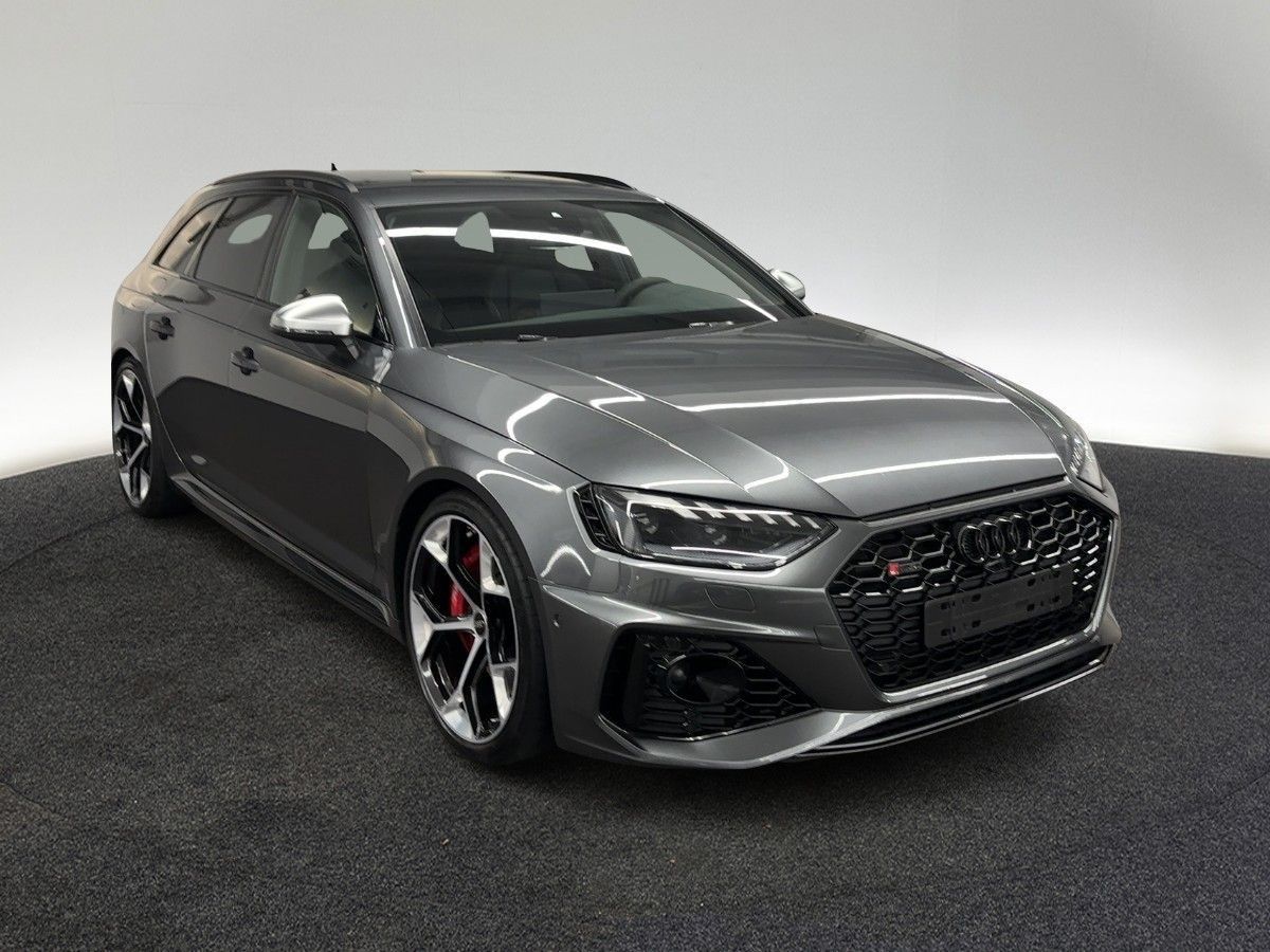 Audi RS4 - Bild 8