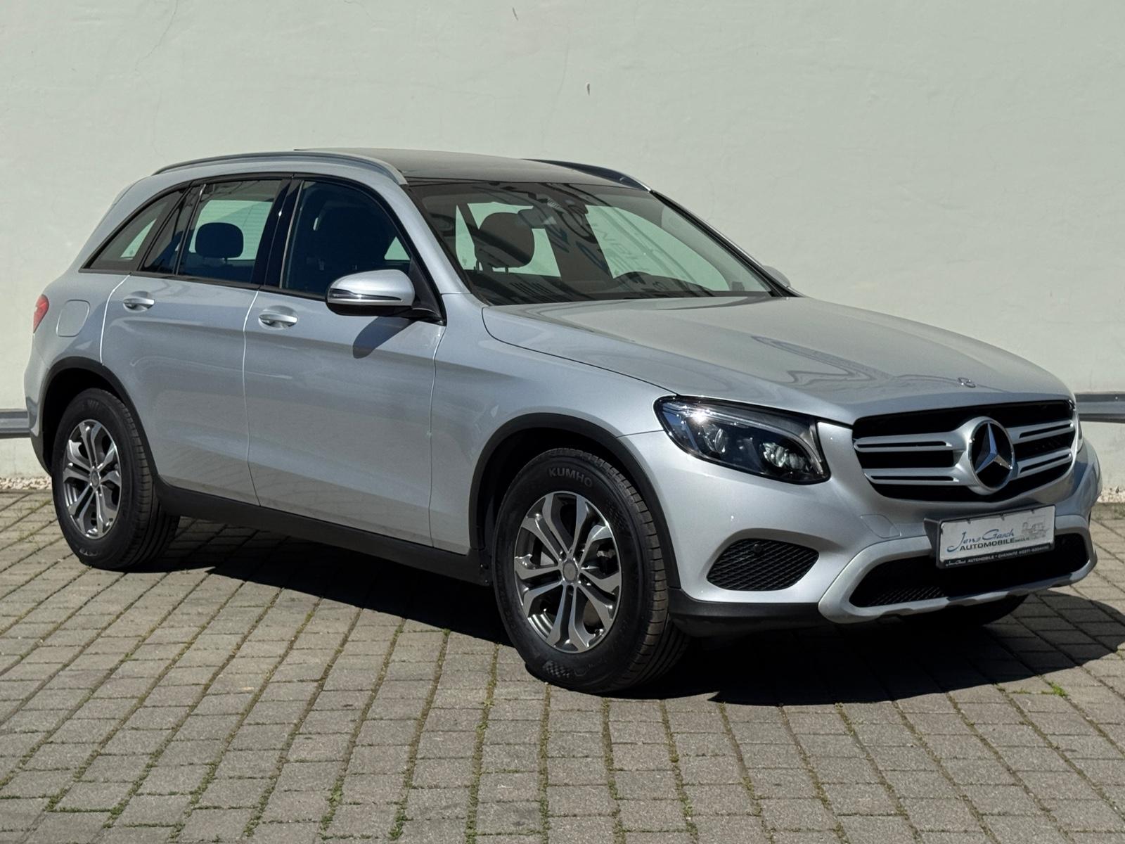 Mercedes-Benz GLC 220 d 4MATIC Autom/Pano/LED/AHK...