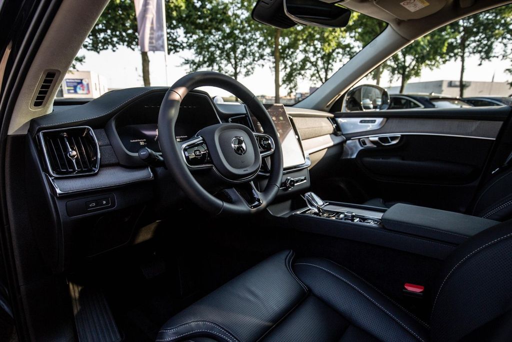 Volvo XC90 — fotografia 3