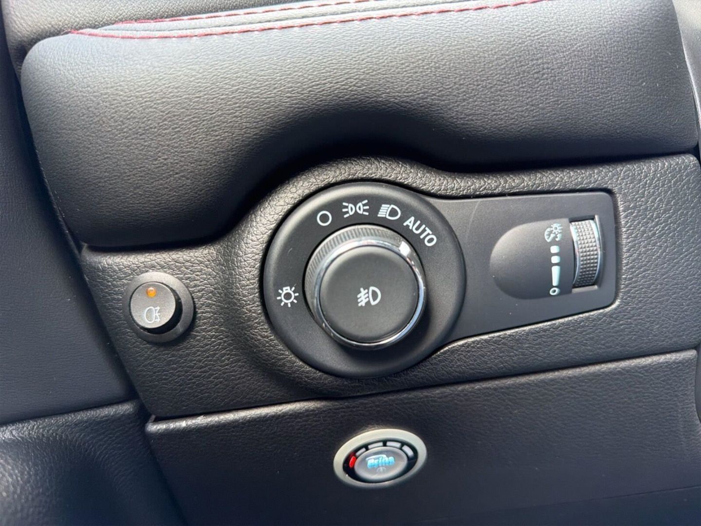 Fahrzeugabbildung Dodge Durango Dodge R/T 5.7 HEMI PLUS AWD mit LPG-Anla