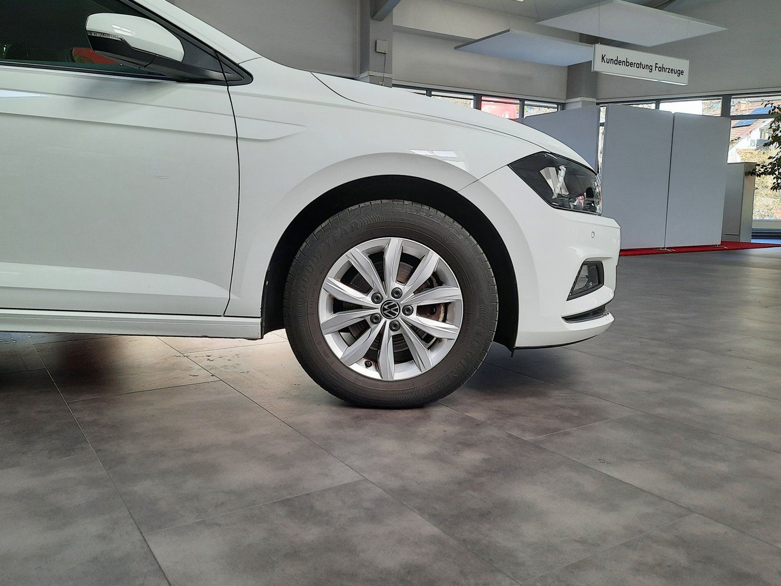 Fahrzeugabbildung Volkswagen Polo Highline TSI DSG *Klima*PDC*Sitzhzg*App-Co*