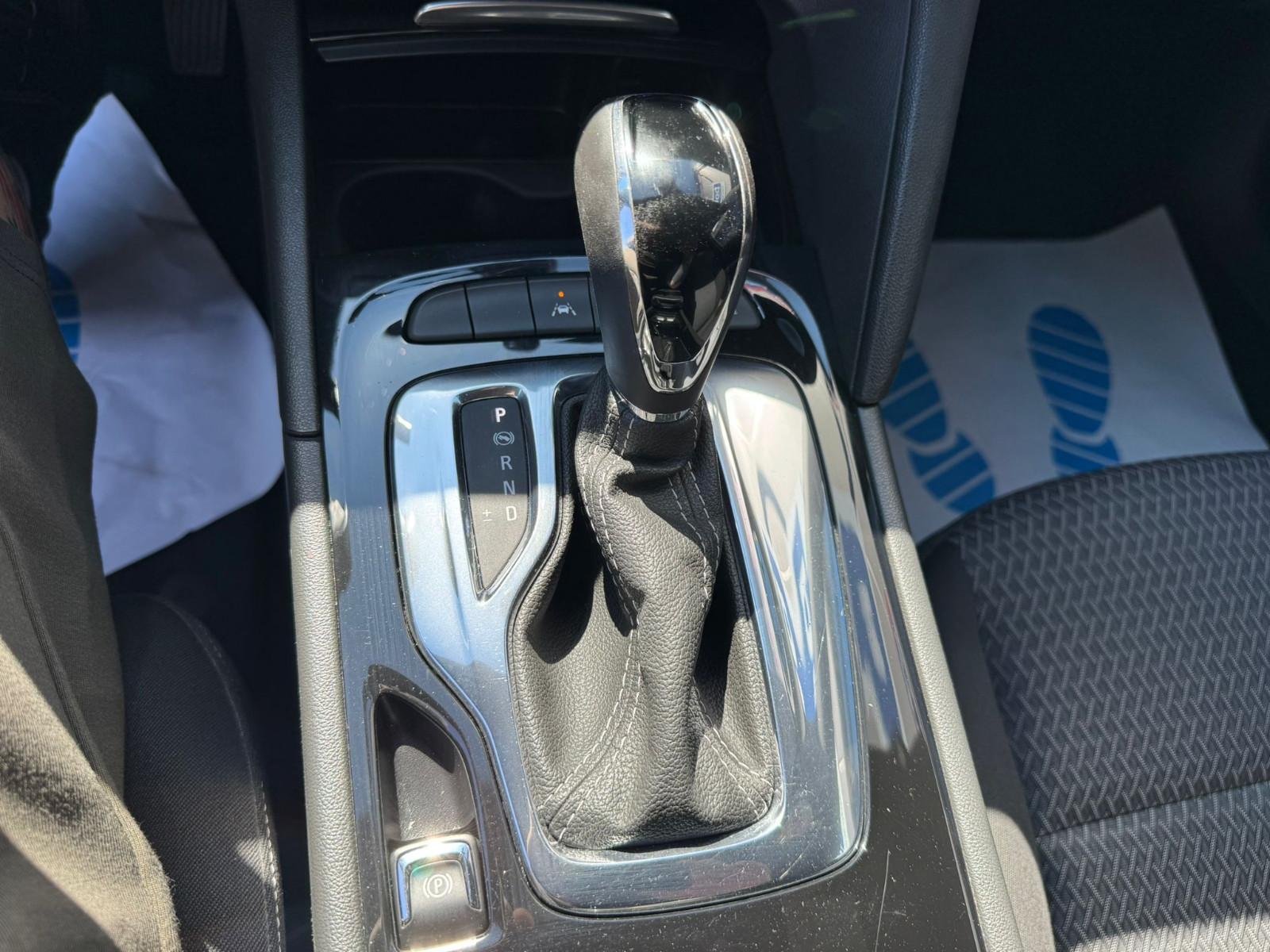 Opel Insignia B Sports Tourer Business AUTOMATIK*LED