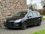 Opel Astra H Caravan Edition Plus - Opel Astra aus 2006: Kombi