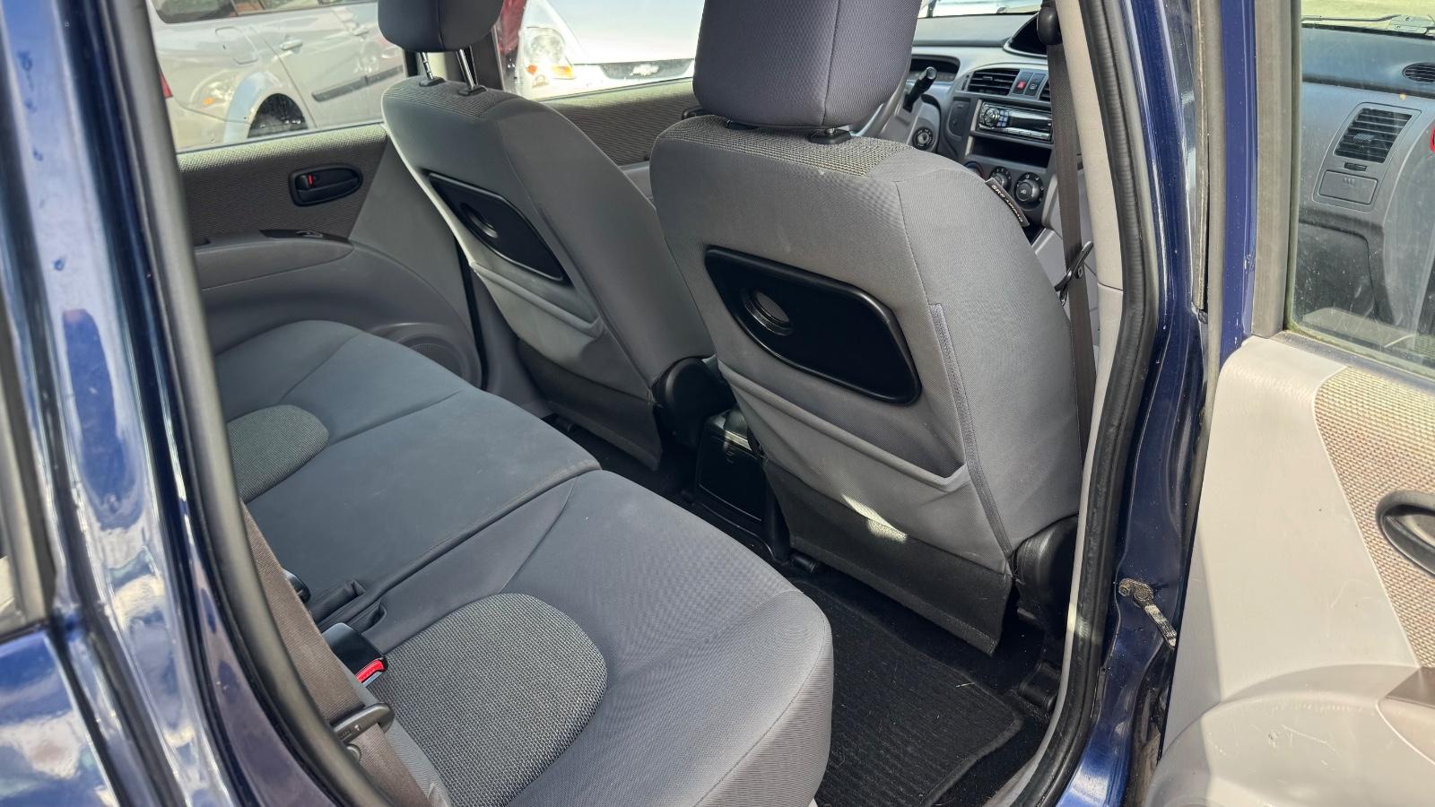 Hyundai Matrix 2006 — photo 12