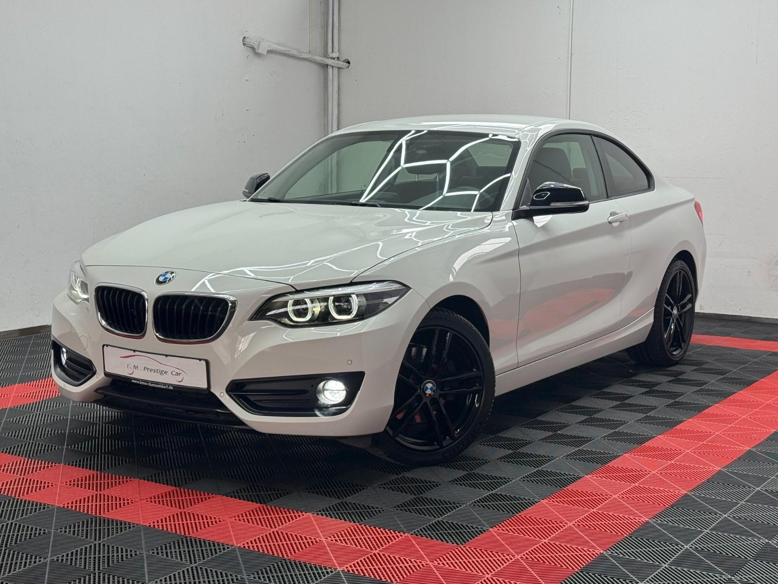 BMW 220 i Sport Line Aut. Navi LED SHZ 18 Zoll