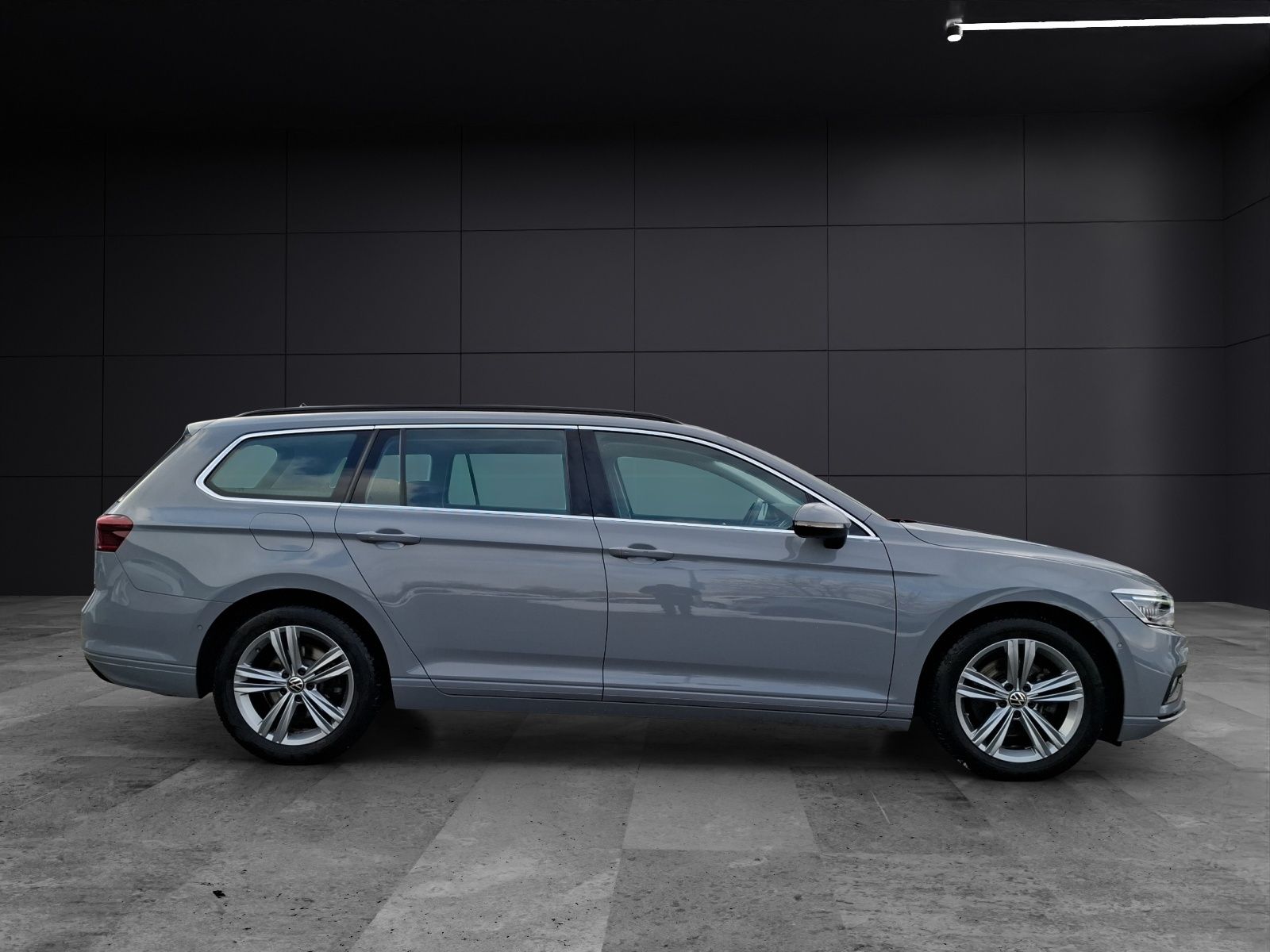 Fahrzeugabbildung Volkswagen Passat Variant TSI Business DSG Matrix Navi ACC