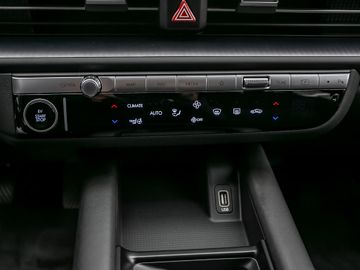 Hyundai Ioniq 6 Navi Digi-Cockpit LED ACC El. Heckklappe