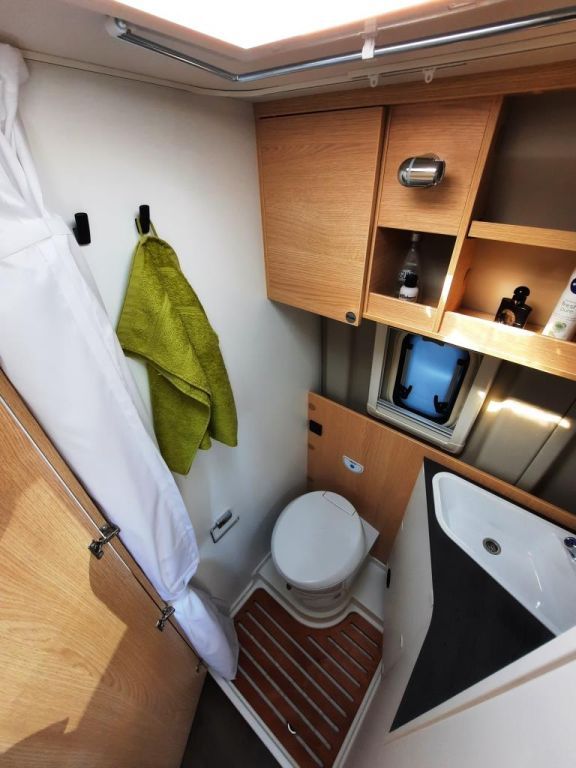 Fahrzeug Übersicht 17 Fahrzeugabbildung Sunlight Camper Van CLIFF 600 Adventure Edition Verfüg./S