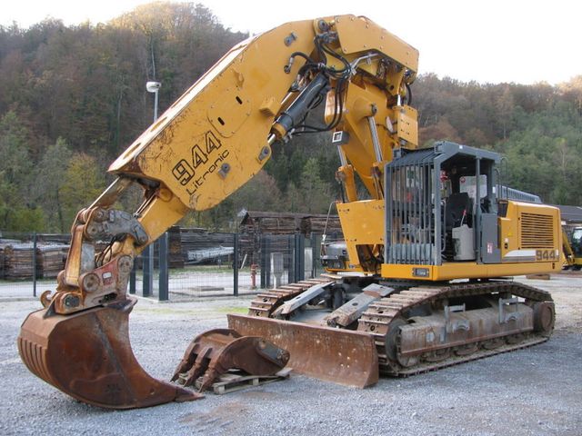 Liebherr R944C Tunel excevator