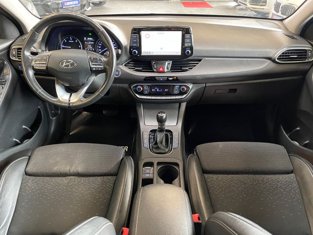 Hyundai i30 cw Premium *ACC*KAMERA*NAVI*SHZ*TEM*TOUCH*