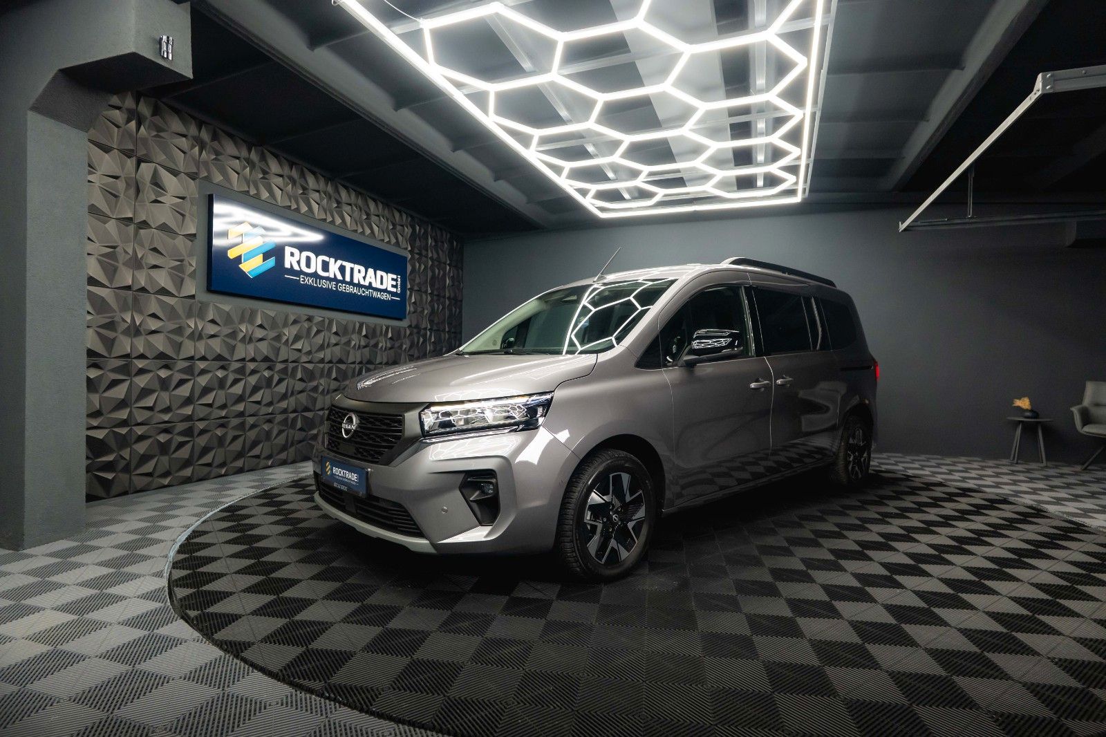 Fahrzeugabbildung Nissan Townstar Kombi L2 Tekna 7 Sitze *LED*Kamera*Navi