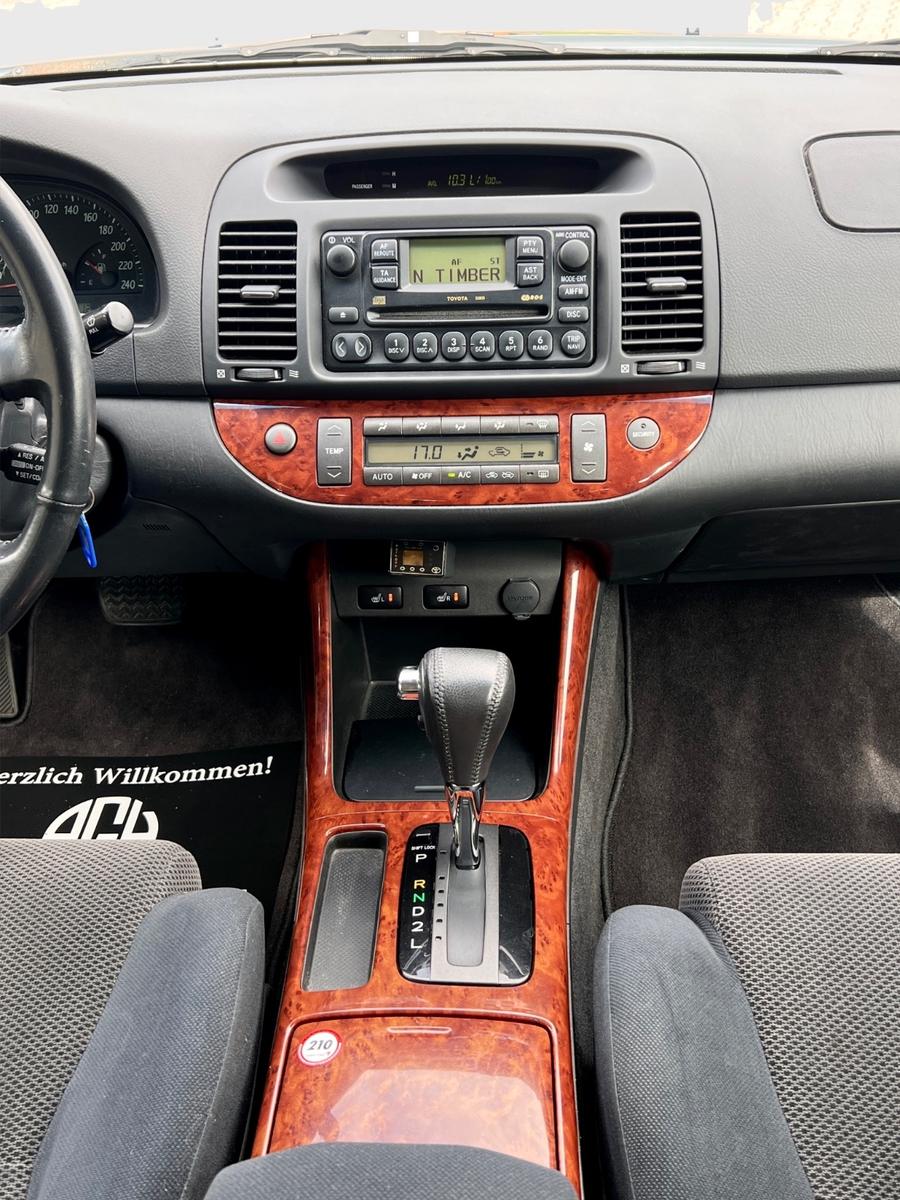 Toyota Camry 3.0 V6 Executive*1.Hand*Rentnerfz*Voll SH*