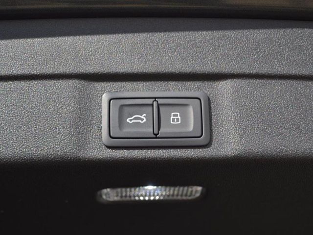 A6 Avant Sport 2.0 TDI qu. S-tr. S-line AHK/STAN