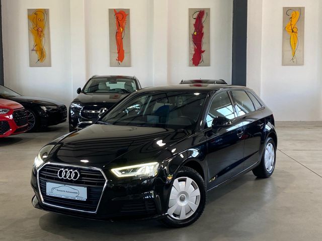 Audi A3 30 TDI Sportback Sportback/Navi/LED/SH/
