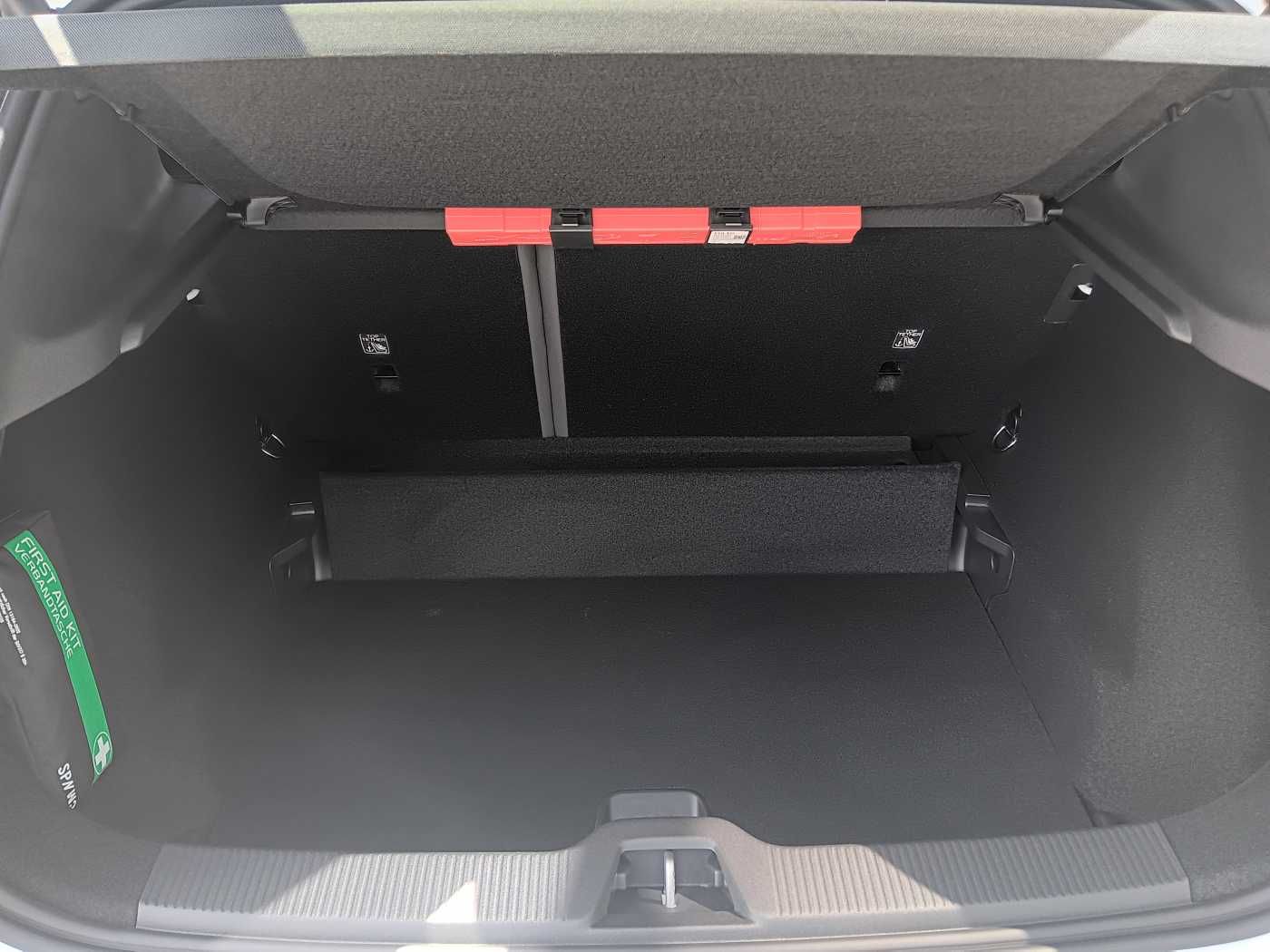 Fahrzeugabbildung Volvo EX30 Single Extended Range RWD Plus
