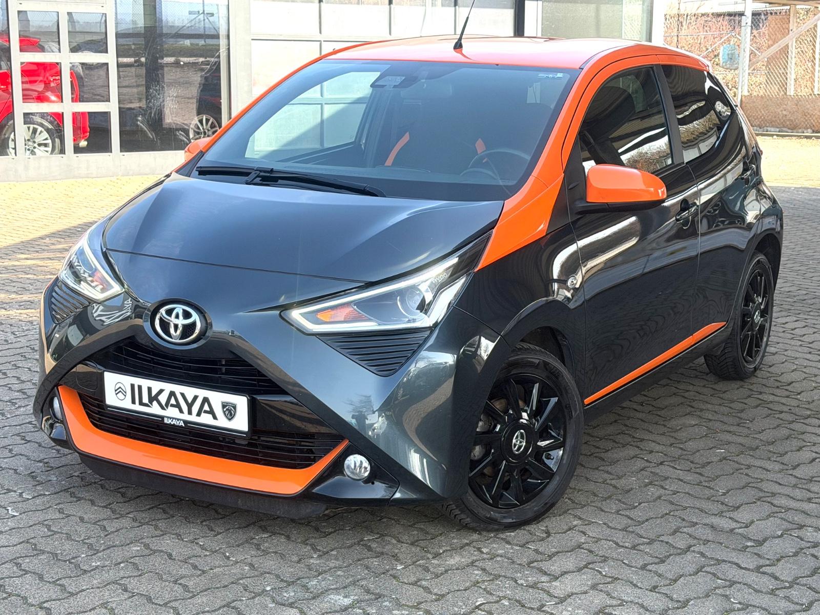Toyota Aygo AYGO x-JBL