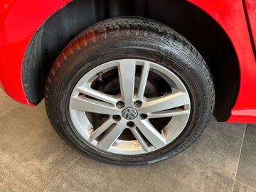 Volkswagen Polo V Match *2. Hand*Scheckheft*Klima*PDC*SHZ*