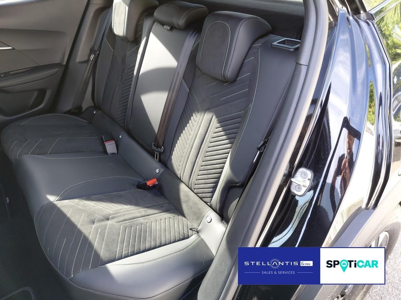 Peugeot 2008 GT BlueHDi 130 EAT8 AHK ACC EGSD SITZHZG