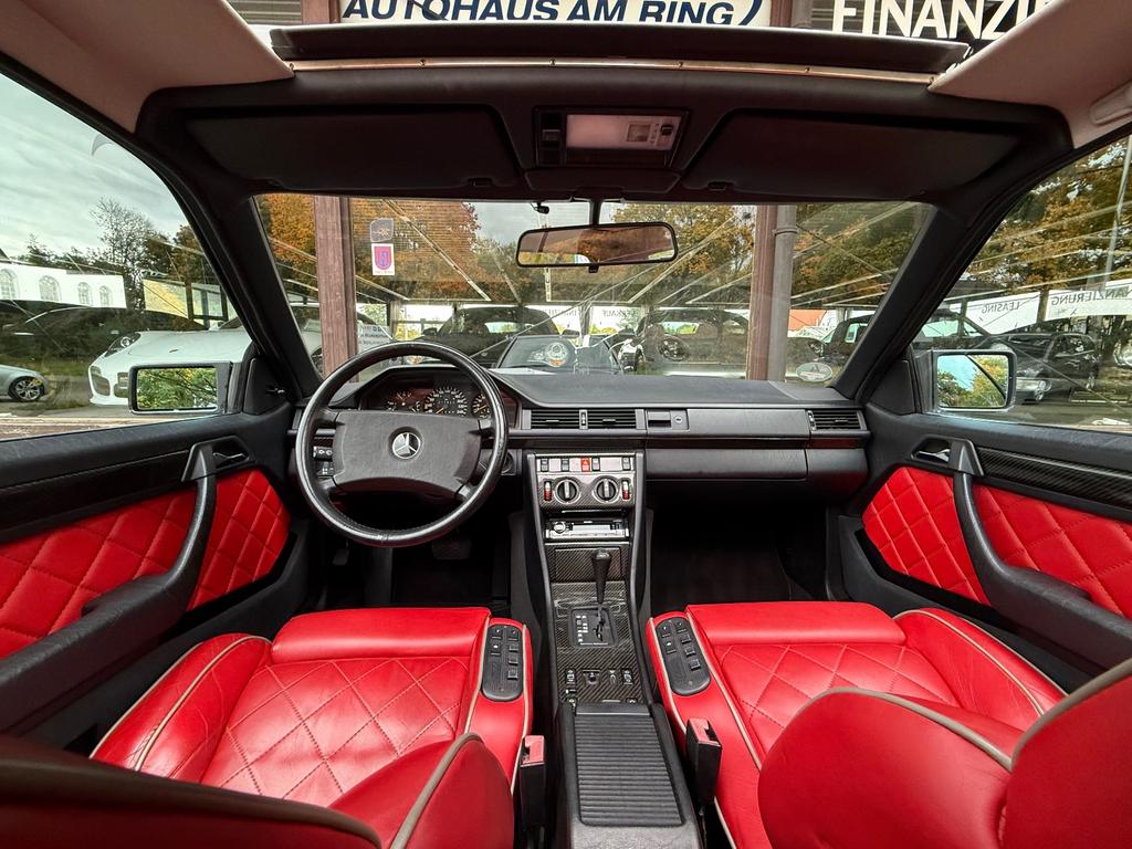 Mercedes-Benz CE 300