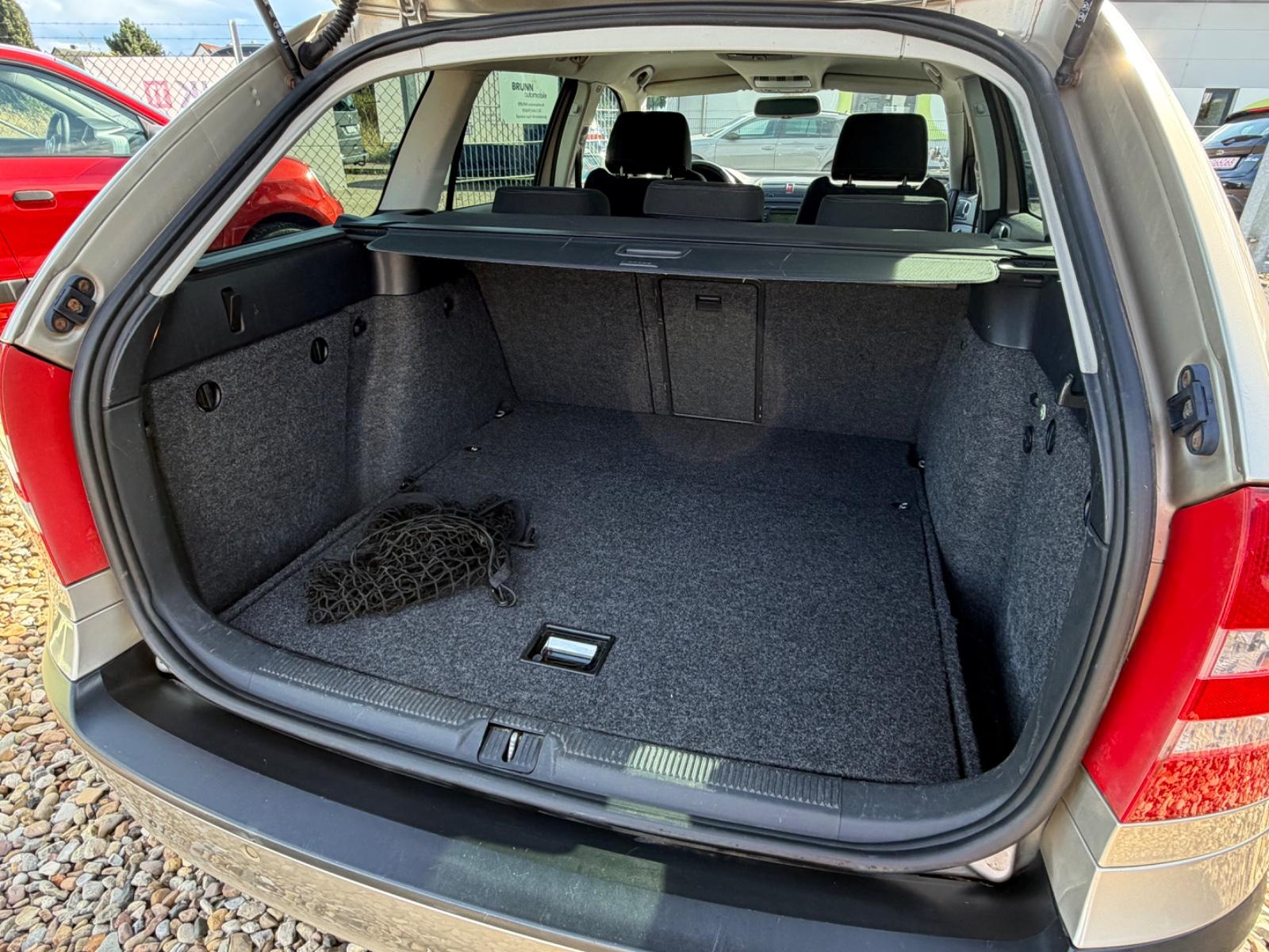 Skoda Octavia 2006 — photo 25