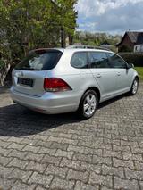 Volkswagen Golf 1.6 TDI Comfortline Variant Comfortline - Volkswagen Golf aus 2011: 1.6
