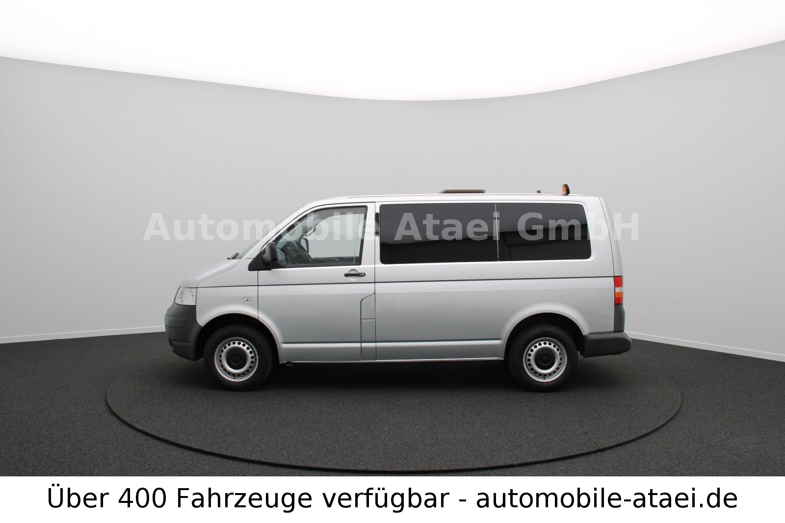 Fahrzeugabbildung Volkswagen T5 Transporter TDI Kombi *Behörde/Camper* (1263)