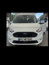 Ford Tourneo Connect für Rollstuhltransport - Ford Tourneo: Behindertengerecht