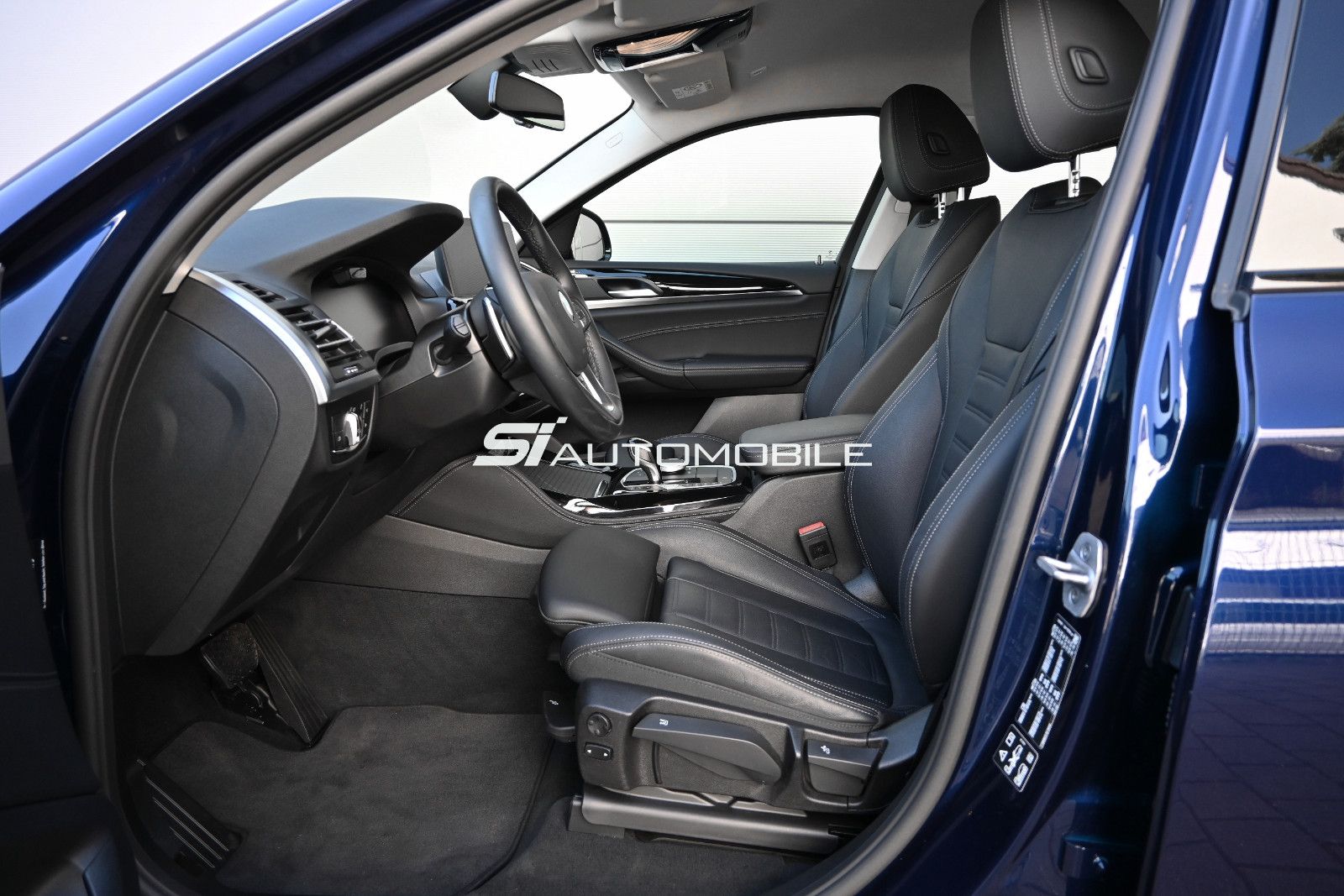 Fahrzeugabbildung BMW X4 xDr.30d °ACC°AHK°STANDHEIZ°360°KAM°INNOVATION
