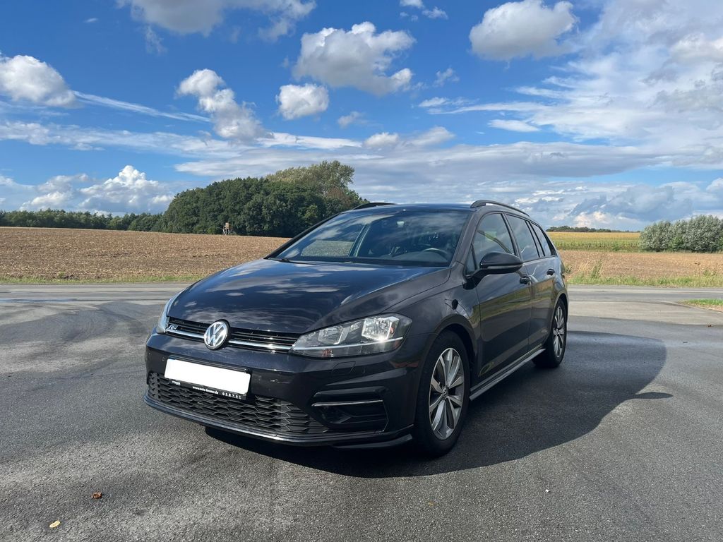 Image of Volkswagen Golf