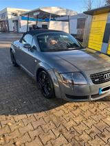 Audi TT Roadster 1.8T quattro - Sonderausstat. braun - Audi aus 2000: Cabrio
