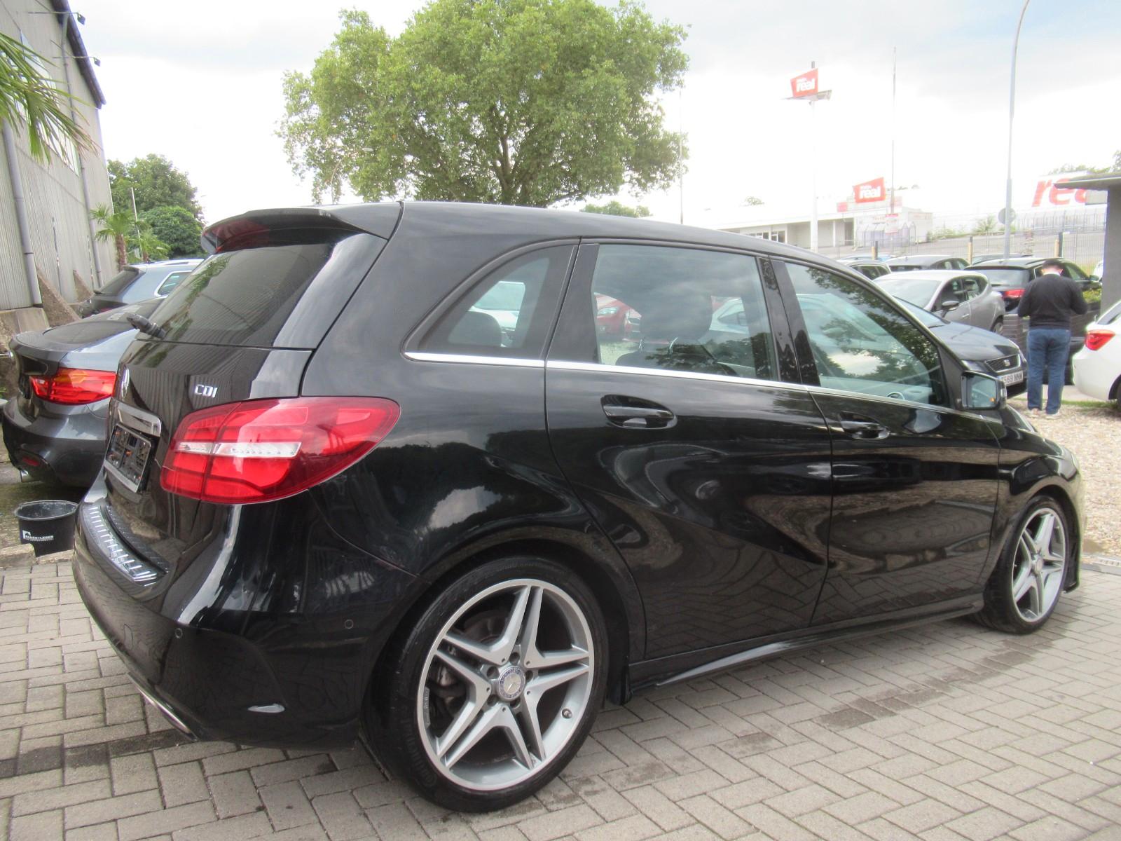 Mercedes-Benz B 200 CDI / d AMG- AMG-NAVI-PANO-LEDER-LED-SHZ-2