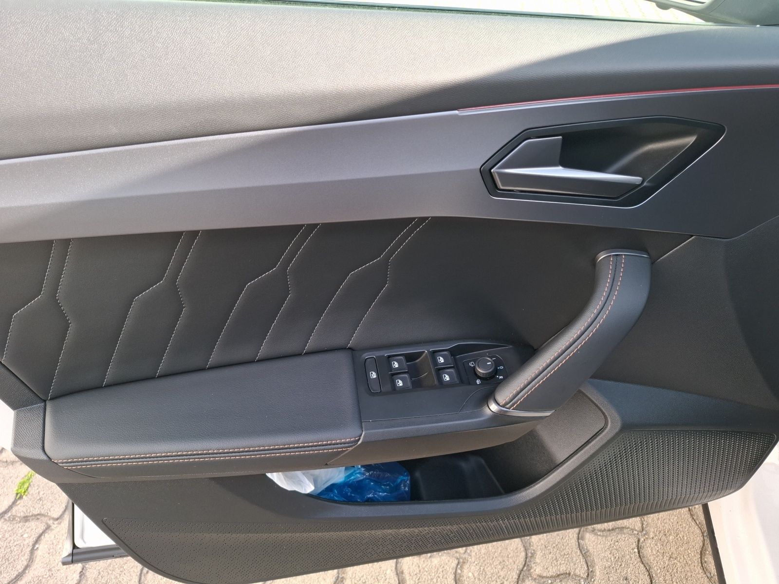 Fahrzeugabbildung CUPRA Formentor TSI DSG LED ACC RFK SH 19"