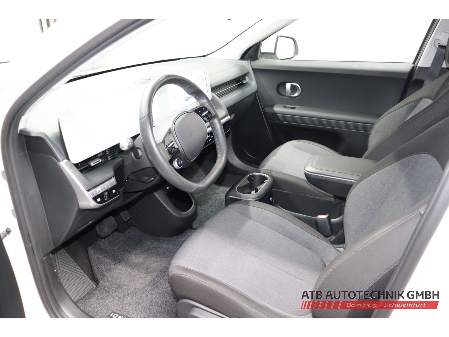 Fahrzeugabbildung Hyundai IONIQ 5 77,4 kWh 98,3% SOH 2WD Navi LED Apple Ca