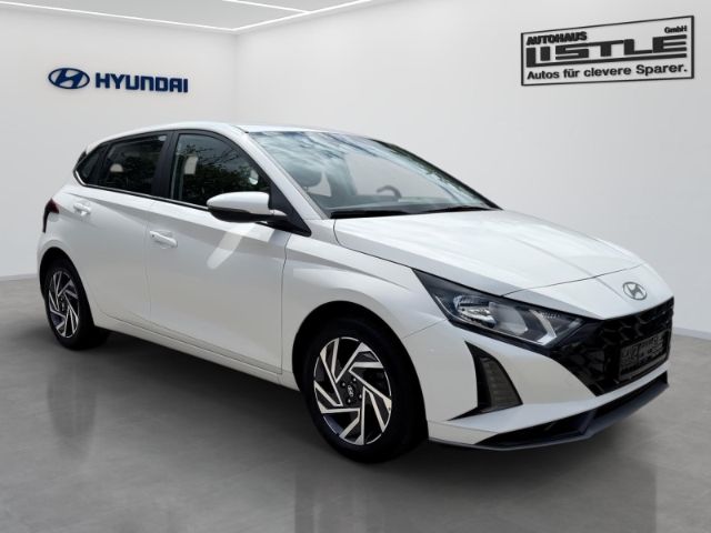 Fahrzeugabbildung Hyundai i20 FL (MY25) 1.0 T-GDI (100 PS) Trend Komfortpa