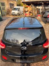 Hyundai i10 Trend blue 1.0 67PS Phantom Black - Hyundai i10: Blue