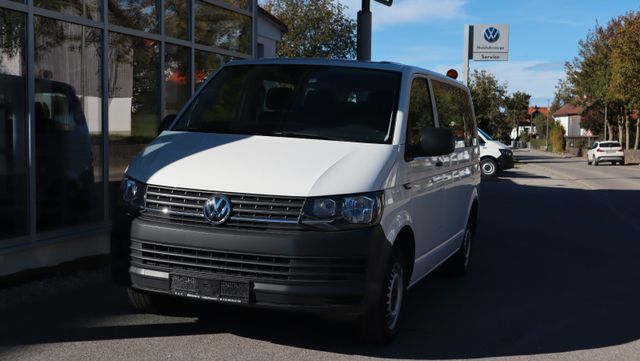 Volkswagen T6 Kombi 9-Sitzer