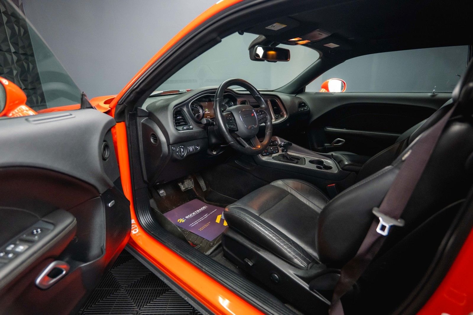 Fahrzeugabbildung Dodge Challenger 3.6 V6 GT SRT Styling *LED*1.Hand*19%