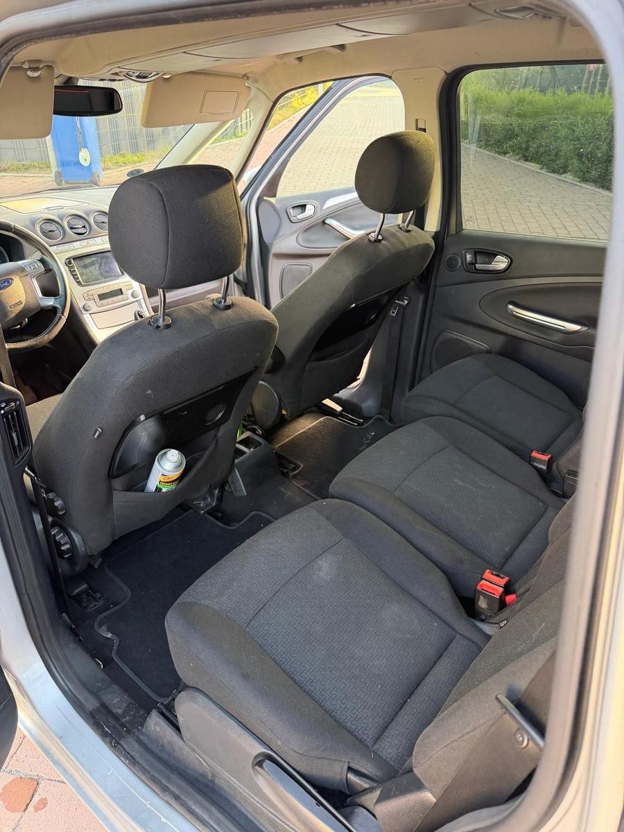 Ford Galaxy 2006 — photo 11