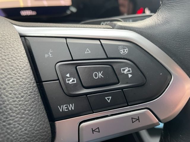 Golf VIII 1.5 eTSI DSG Navi ACC digitales Cockpi