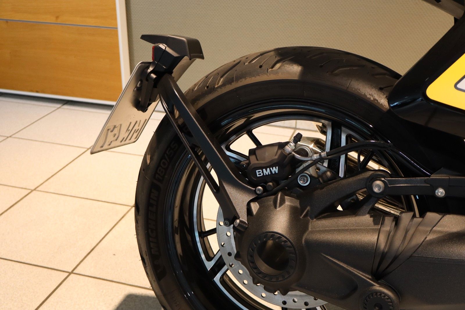 Fahrzeugabbildung BMW R 12 nineT Flat Tracker