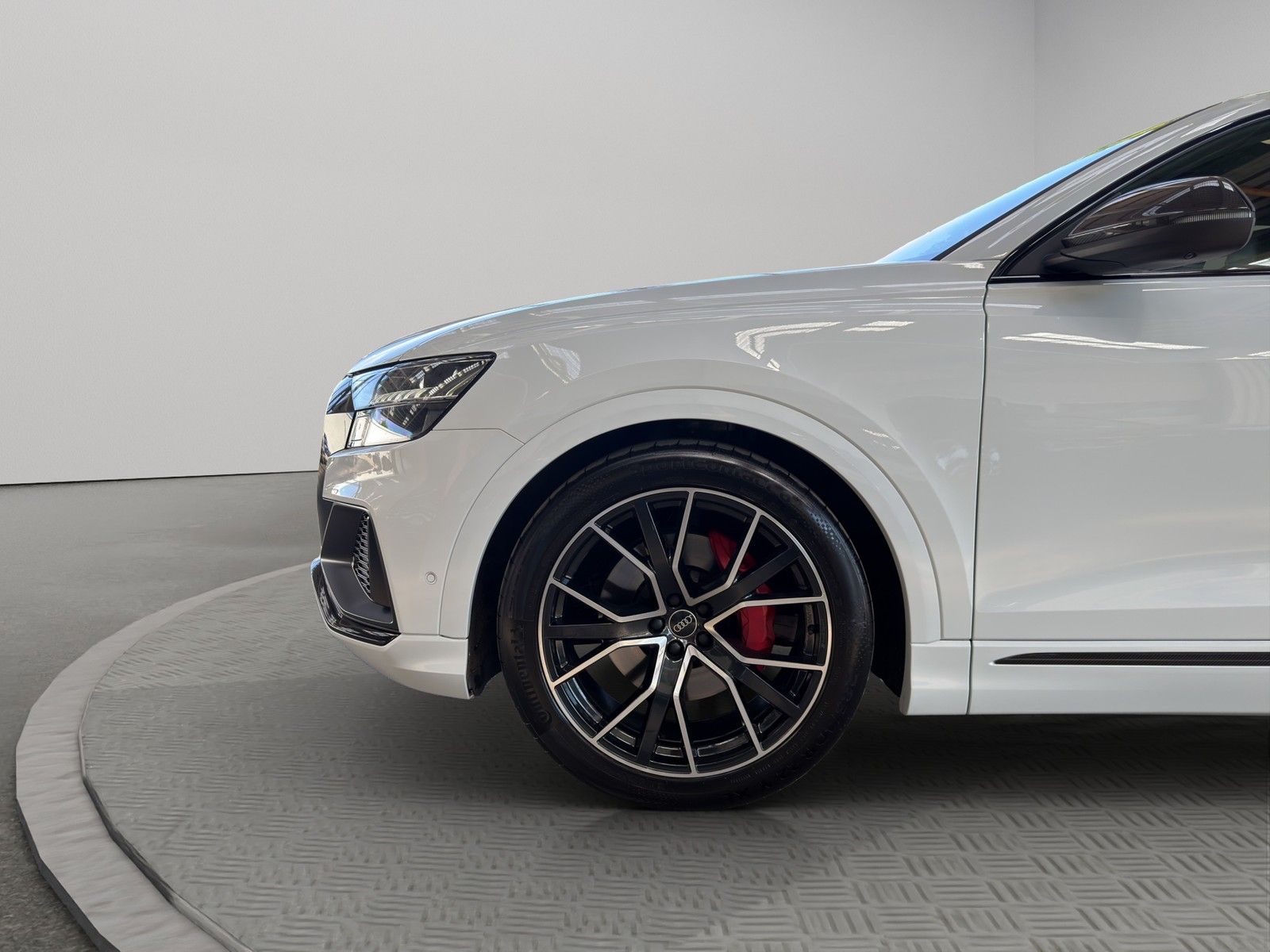 Audi Q8 50 TDI quattro competition plus B&O Standh. foto 21