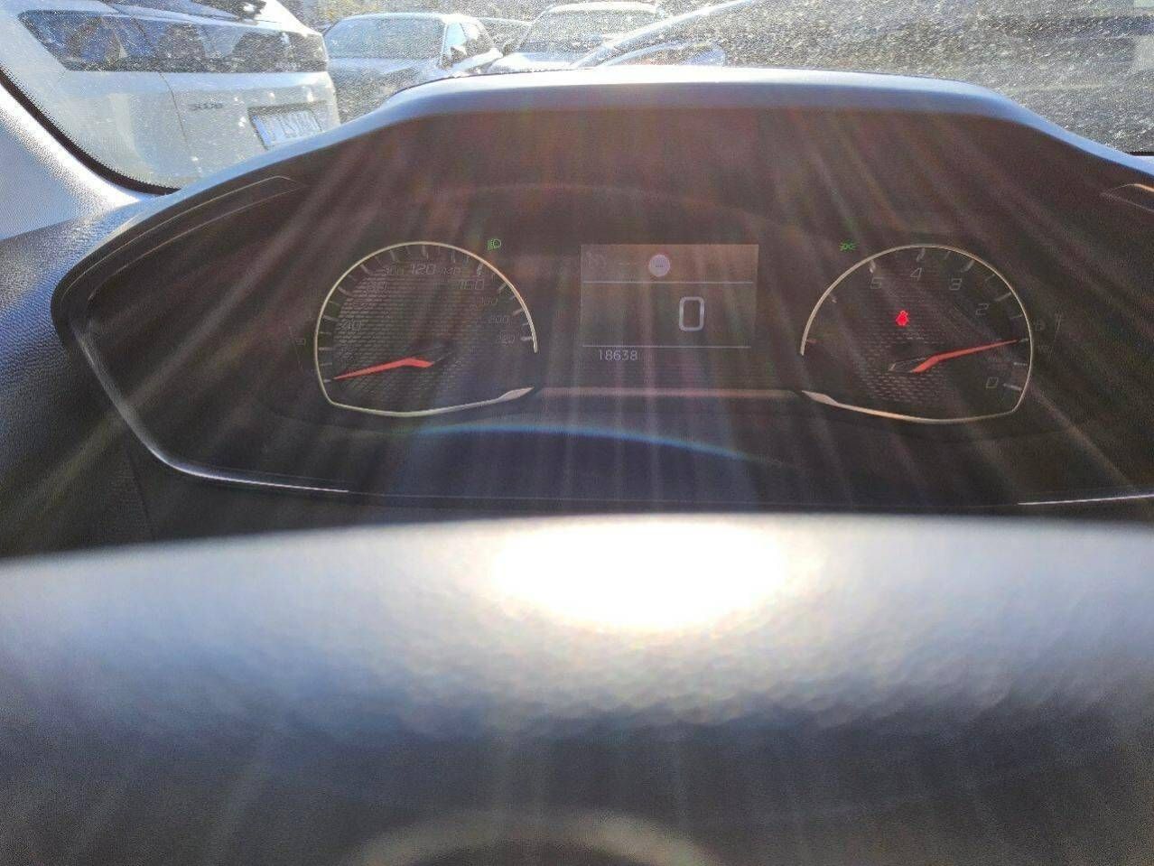 Fahrzeugabbildung Peugeot 208 Active Pure Tech 74Kw