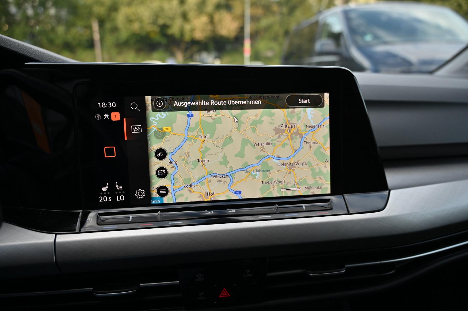 Volkswagen Golf VIII Lim. 1.5 TSI Life Navi LED PDC CarPlay, миниатюра 10